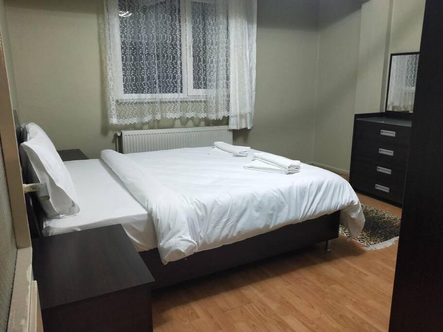In The Heart Of Taksim Apartament *